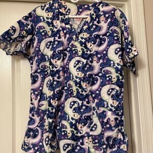 White cross scrub top Halloween ghosts Sz L